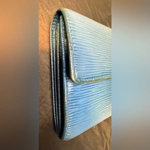 LV EPI Blue Leather Bifold Wallet - Picture 11 of 16